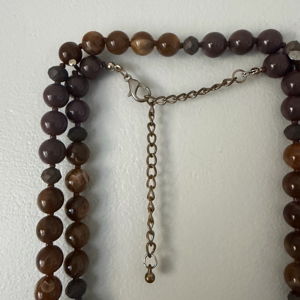 Elegant Brown and Black Beaded Necklace - Picture 3 of 4